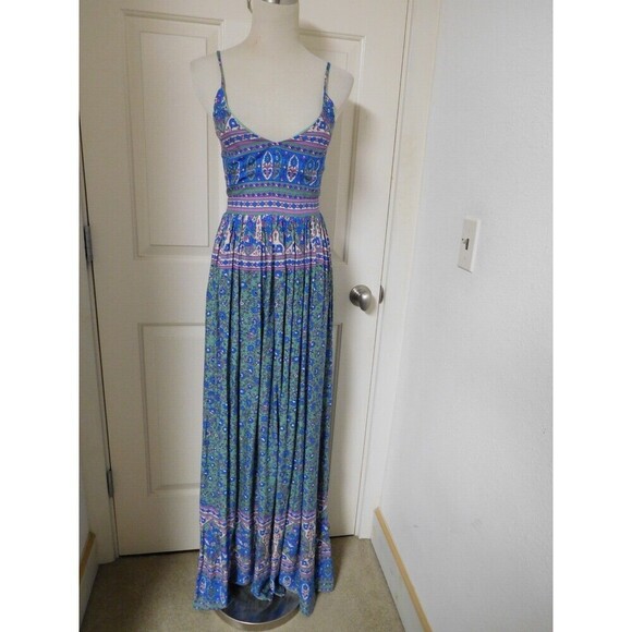 Dress Day Dresses & Skirts - Darling NWT~Dress Day Open Back Floral Print Maxi Dress Size Medium